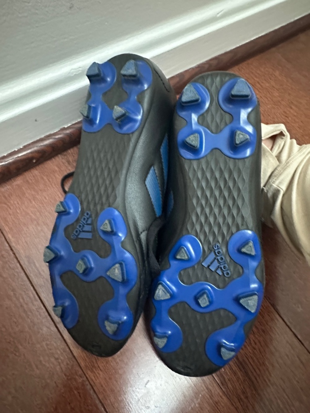 adidas Kids Soccer Cleats - Picture 6 of 10